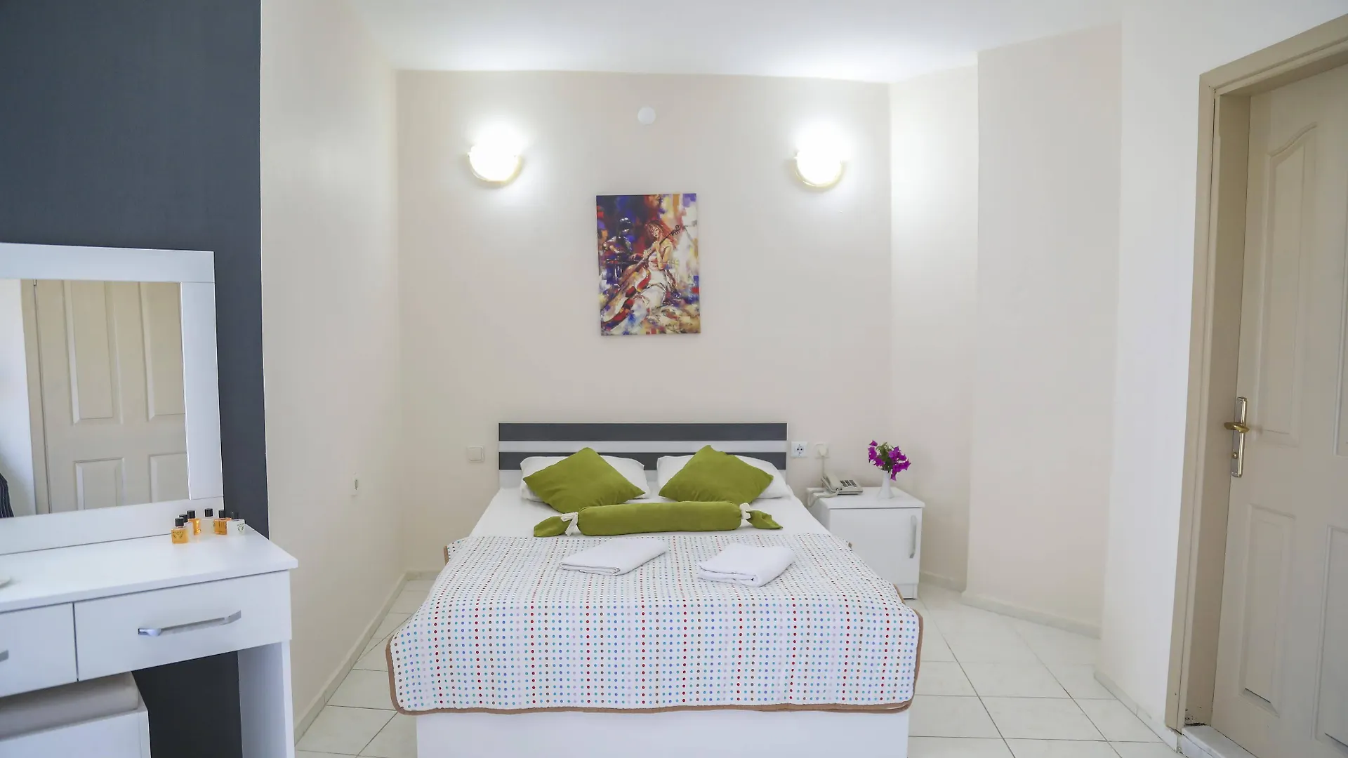 Masli̇Na Otel Izmir 3*,  Turkey