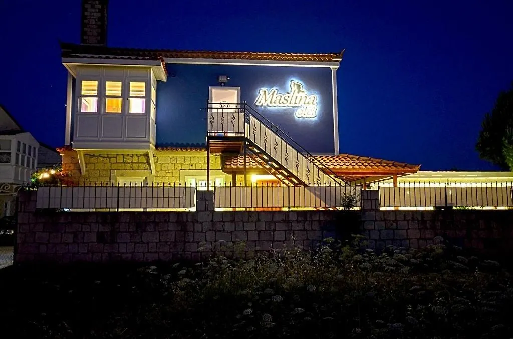 Masli̇Na Otel Izmir Hotel