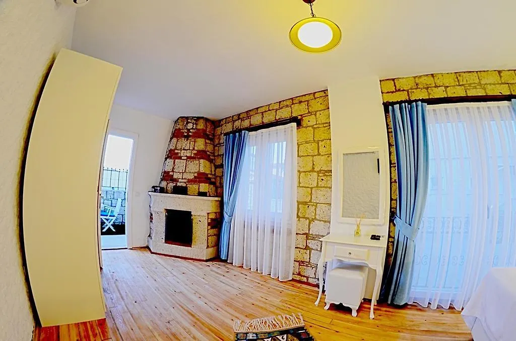 Masli̇Na Otel Izmir