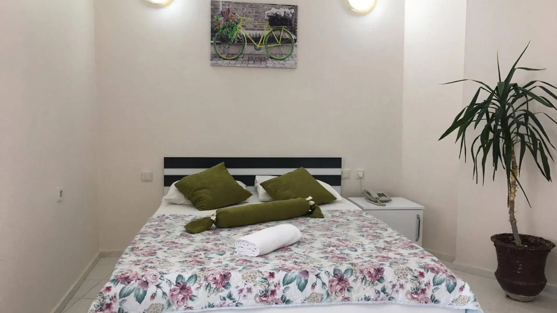 Masli̇Na Otel Izmir 3*,  Turkey